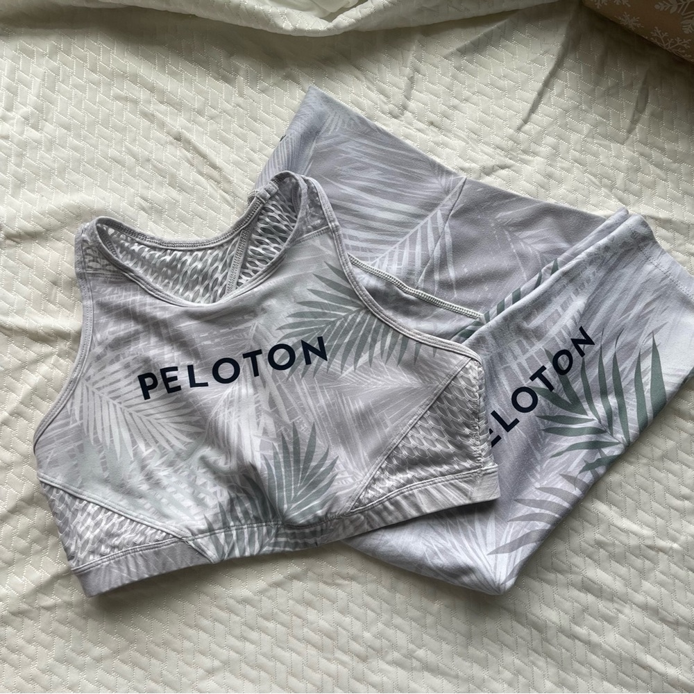 Peloton leggings and bra